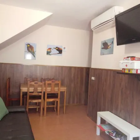 Casa Rural Al-Mofrag Y Apartamentos El Mirador De Monfraguee * Villarreal de San Carlos