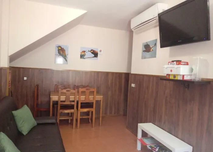 Al-mofrag Y El Mirador De Monfragüe * Villarreal de San Carlos